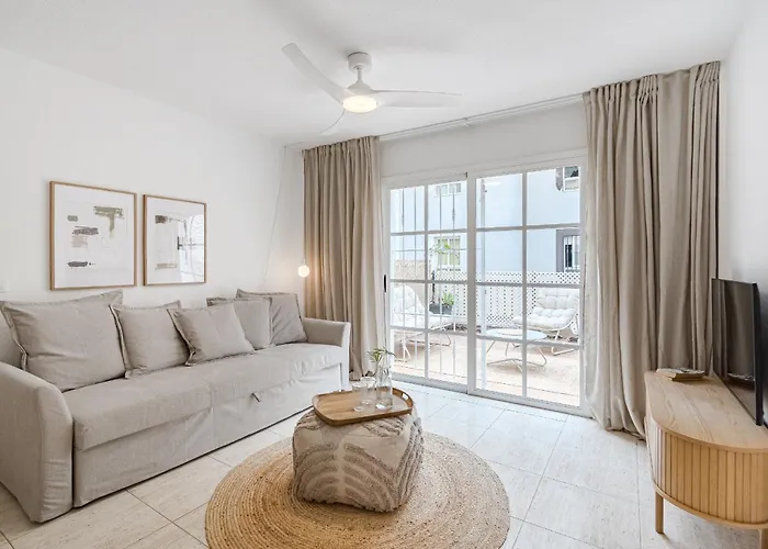 2bd Bright Family-friendly In 公寓 卡亚俄萨尔瓦赫